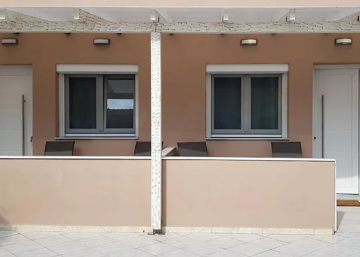 Ioni 公寓 波托什